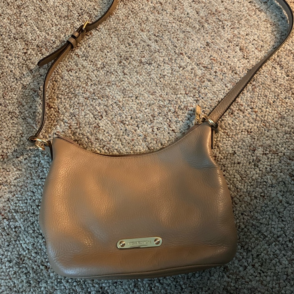 Tan Michael Kors crossbody